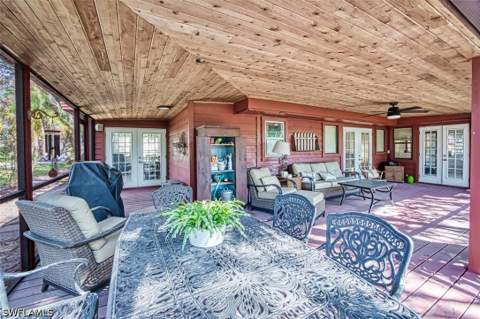 2490 Outrigger Ln, Naples FL - photo 18 of 36