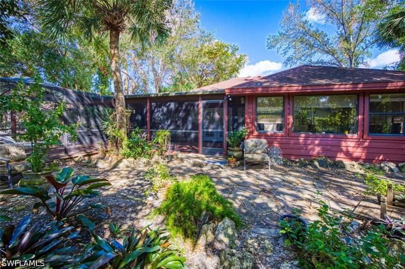 3 bedroom SingleFamilyResidence at 2490 Outrigger Ln, River Reach, Naples — photo 3