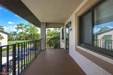 7360 Saint Ives Way 2301, Naples FL - photo 13 of 32