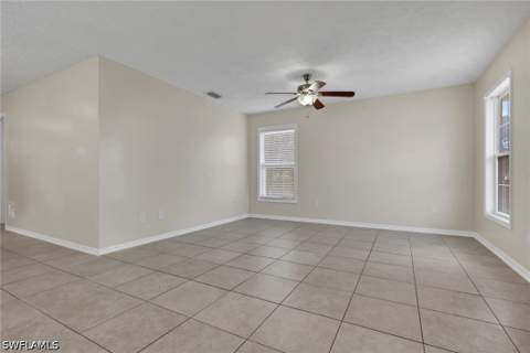 254 Leawood Cir, Naples FL - photo 15 of 28