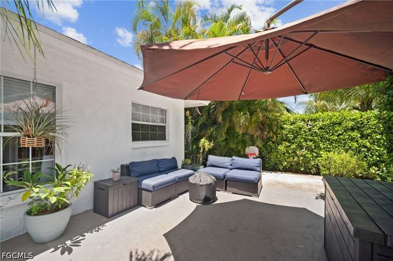 3 bedroom SingleFamilyResidence at 273 Porter St, Trail Acres, Naples — photo 2