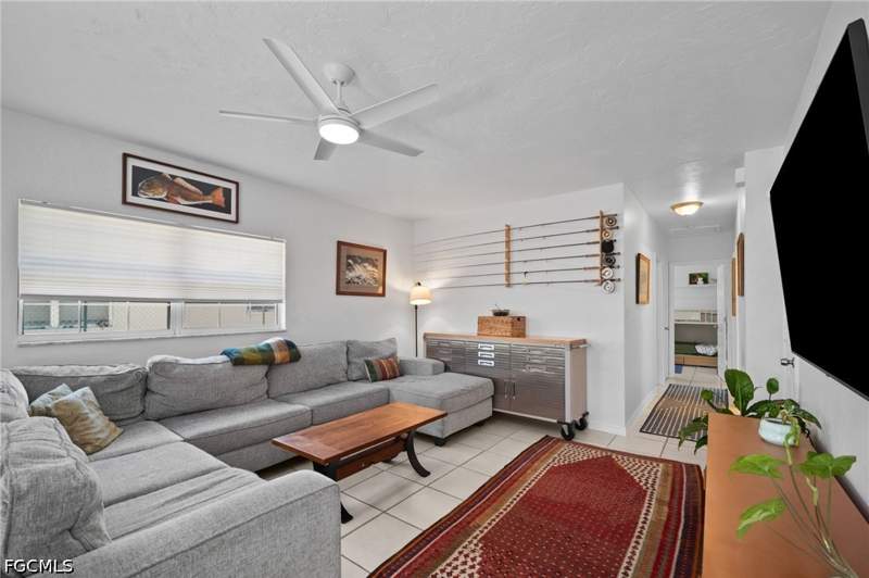 3 bedroom SingleFamilyResidence at 273 Porter St, Trail Acres, Naples — photo 4