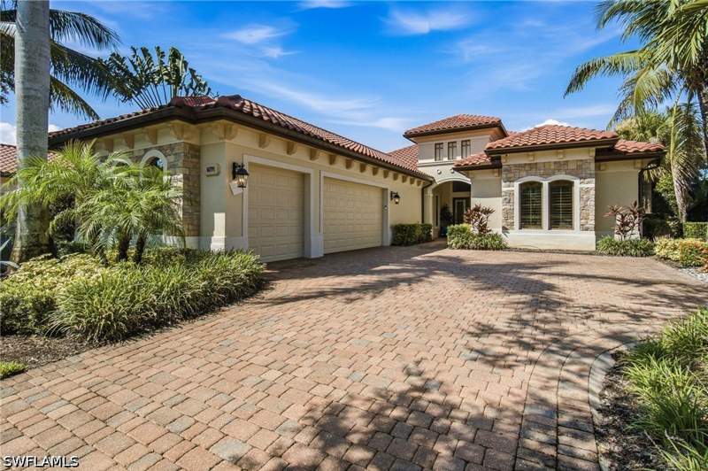 3 bedroom Detached at 16791 Cabreo Dr, Cabreo, Naples — photo 2