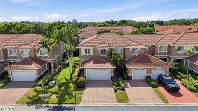 4 bedroom Townhouse at 9829 Roundstone Cir, Timberwalk, Fort Myers — photo 4