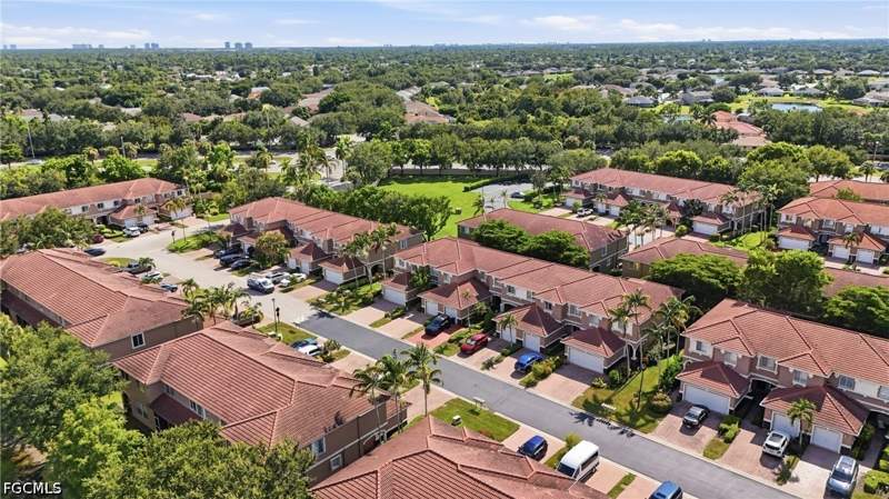 4 bedroom Townhouse at 9829 Roundstone Cir, Timberwalk, Fort Myers — photo 5