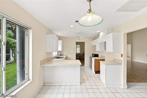 6022 Westbourgh Dr, Naples FL - photo 9 of 32