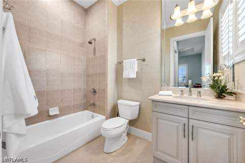 534 Avellino Isles Cir 8302, Naples FL - photo 15 of 22