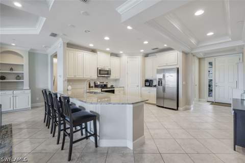8768 Bellano Ct 103, Naples FL - photo 17 of 37