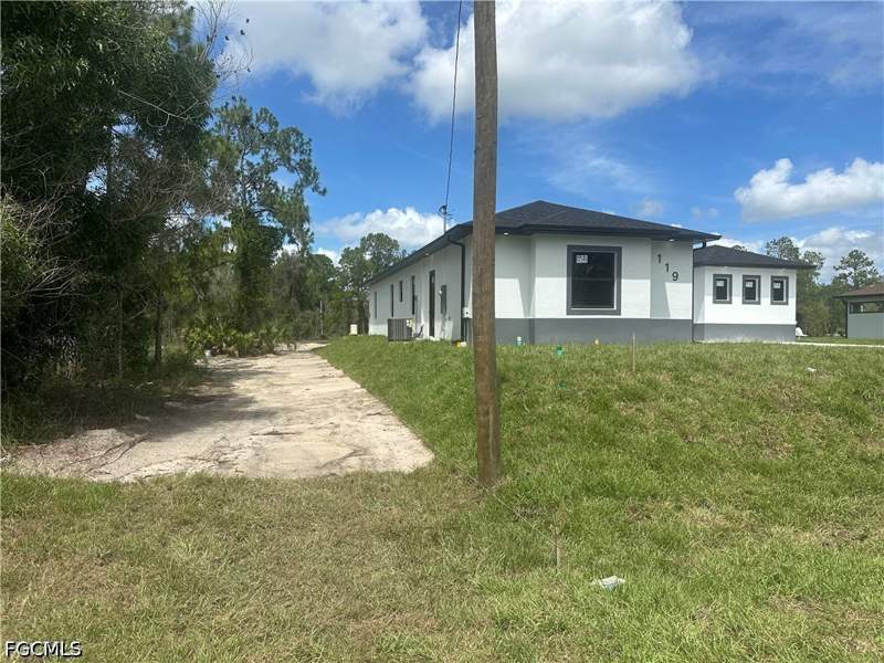 4 bedroom SingleFamilyResidence at 119 Moore Ave, Lehigh Acres, Lehigh Acres — photo 5