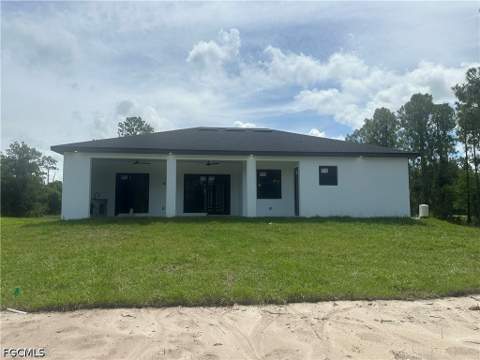 119 Moore Ave, Lehigh Acres FL - photo 6 of 47