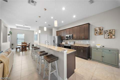 3716 SW 11th Pl, Cape Coral FL - photo 13 of 46