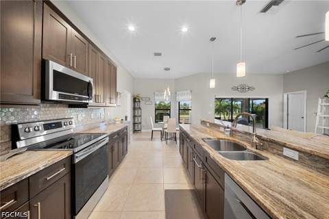 3716 SW 11th Pl, Cape Coral FL - photo 15 of 46