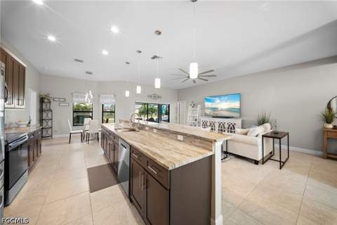 3716 SW 11th Pl, Cape Coral FL - photo 16 of 46