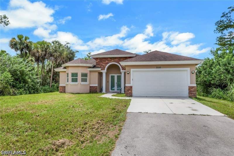 3 bedroom SingleFamilyResidence at 2530 22nd Ave NE, Golden Gate Estates, Naples — photo 2