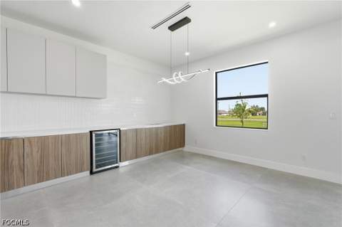 329 NE 15th Ter, Cape Coral FL - photo 12 of 33