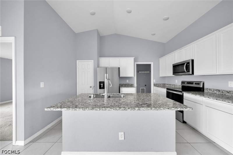 4 bedroom SingleFamilyResidence at 2619 NW 24th Pl, Cape Coral, Cape Coral — photo 5