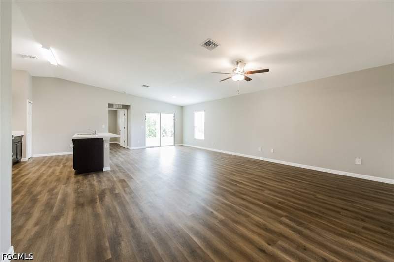 4 bedroom SingleFamilyResidence at 3107 14th St SW, Lehigh Acres, Lehigh Acres — photo 2
