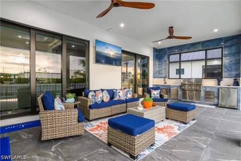 848 Rose Ct, Marco Island FL - photo 12 of 49