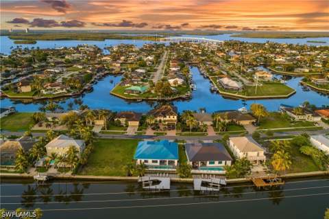 848 Rose Ct, Marco Island FL - photo 17 of 49