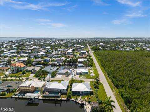 2498 Sapodilla Ln, St James City FL - photo 17 of 40