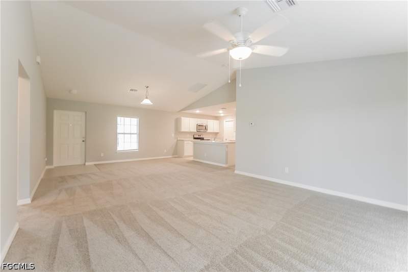 3 bedroom SingleFamilyResidence at 2915 66th St W, Lehigh Acres, Lehigh Acres — photo 3