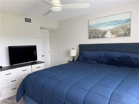 1724 Pine Valley Dr 202, Fort Myers FL - photo 10 of 19