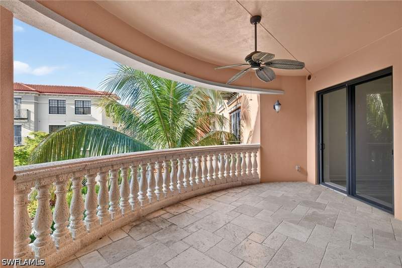 2 bedroom Condominium at 8010 Via Sardinia Way 4213, The Residences At Coconut Point, Estero — photo 2