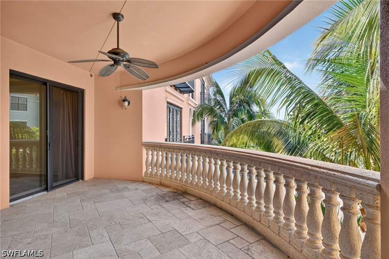 2 bedroom Condominium at 8010 Via Sardinia Way 4213, The Residences At Coconut Point, Estero — photo 3