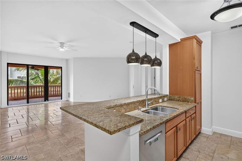 2 bedroom Condominium at 8010 Via Sardinia Way 4213, The Residences At Coconut Point, Estero — photo 5