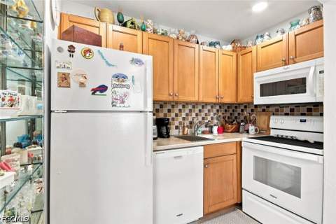 1250 Tennisplace Ct C36, Sanibel FL - photo 7 of 11