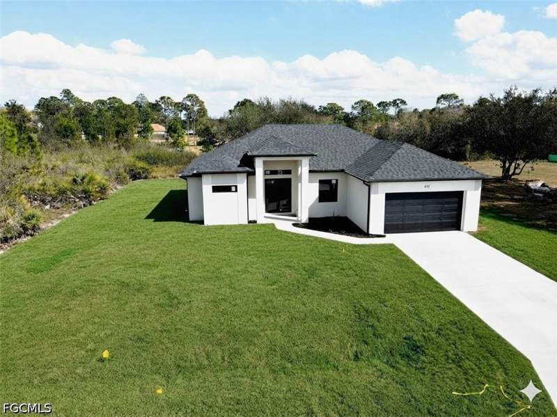 4 bedroom SingleFamilyResidence at 812 Hibiscus Ave, Lehigh Acres, Lehigh Acres — photo 2