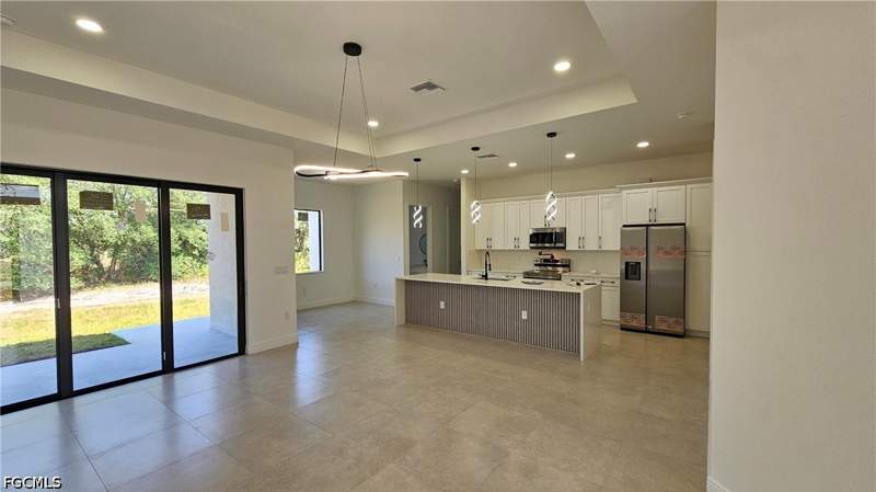 4 bedroom SingleFamilyResidence at 812 Hibiscus Ave, Lehigh Acres, Lehigh Acres — photo 3