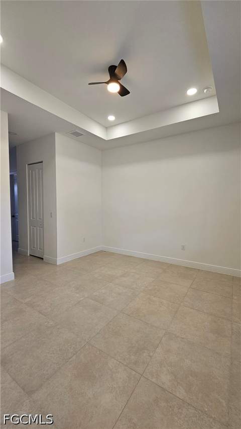812 Hibiscus Ave, Lehigh Acres FL - photo 7 of 24