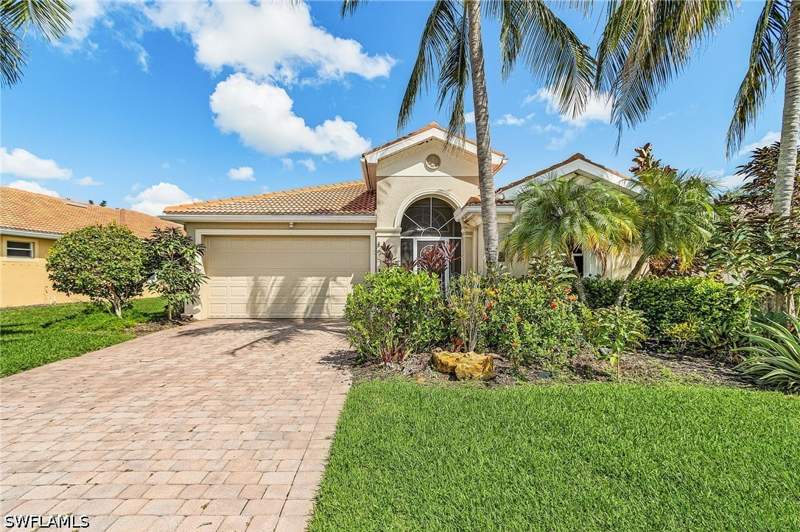 3 bedroom SingleFamilyResidence at 14255 Manchester Dr, Reflection Lakes Of Naples, Naples — photo 5