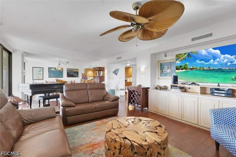 2 bedroom Condominium at 5260 S Landings Dr 709, Ariel, Fort Myers — photo 3