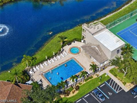 17719 Island Inlet Ct, Fort Myers FL - photo 6 of 33