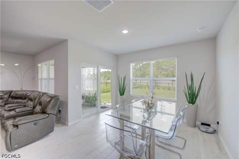 2949 Ernest Way, Fort Myers FL - photo 14 of 28