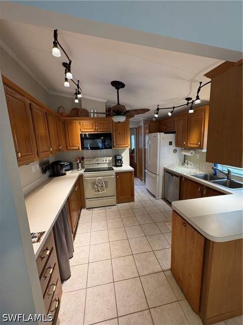 10818 Vireo Cir, Estero FL - photo 18 of 22