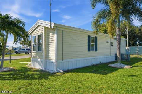 5558 Palm Beach Blvd 5, Fort Myers FL - photo 18 of 33