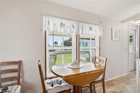 5558 Palm Beach Blvd 5, Fort Myers FL - photo 8 of 33