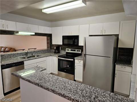 15020 Arbor Lakes Dr W 101, North Fort Myers FL - photo 6 of 30