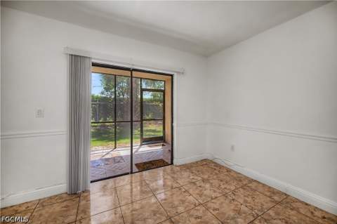 2700 Park Windsor Dr 713, Fort Myers FL - photo 14 of 40