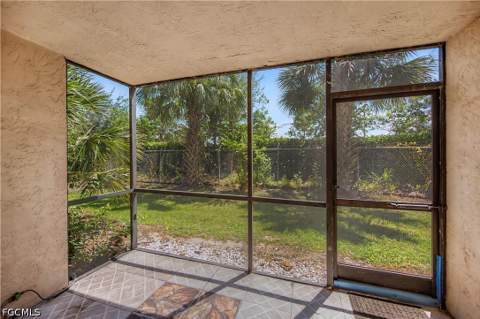 2700 Park Windsor Dr 713, Fort Myers FL - photo 15 of 40