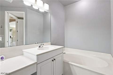 15811 Prentiss Pointe Cir 102, Fort Myers FL - photo 14 of 34