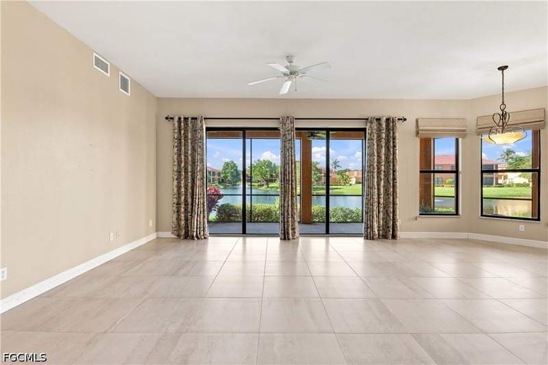 3 bedroom Condominium at 15811 Prentiss Pointe Cir 102, Prentiss Pointe, Fort Myers — photo 4