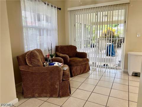 118 SW 10th Ter, Cape Coral FL - photo 12 of 31