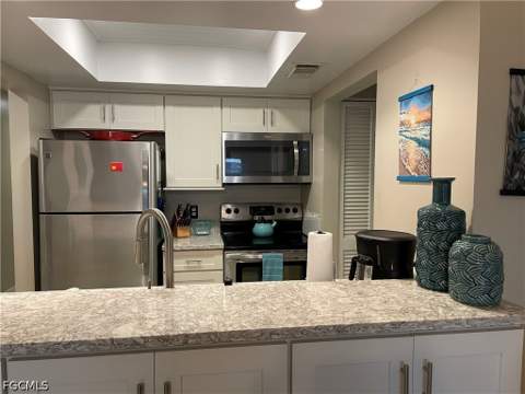 200 Lenell Rd 326, Fort Myers Beach FL - photo 8 of 30