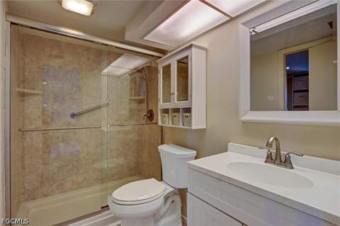4240 Steamboat Bend 303, Fort Myers FL - photo 18 of 39