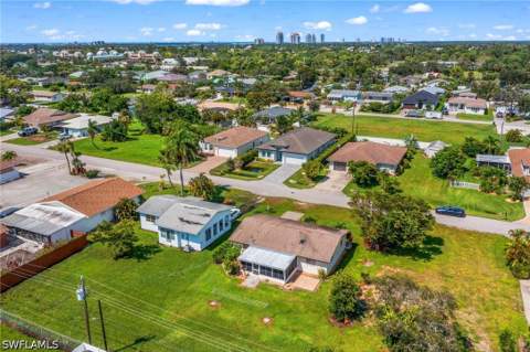 22 3rd St, Bonita Springs FL - photo 12 of 34
