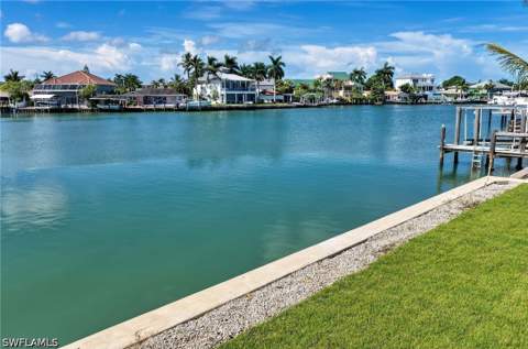 144 Pago Pago Dr W, Naples FL - photo 19 of 50